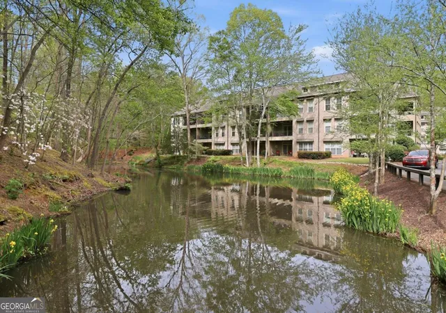 Photo 2 of Condo for sale at 125 Wood Lake Dr #305, Athens, GA 30606 | MLS# 10768417 | Listing updated on 2026-08-26