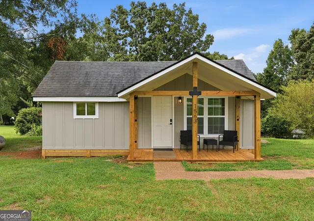 1st image of 1563 Davenport Rd, Braselton, GA 30517 | MLS# 10811707