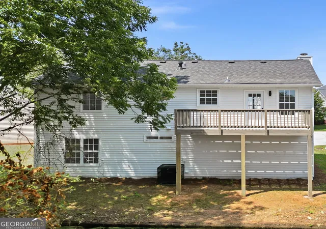 Homes for sale in Lithonia, GA | 2704 Field Spring Dr, Lithonia, GA 30058 | MLS# 10803074