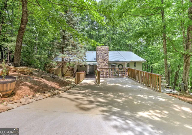 Photo 2 of Single family home for sale at 24 Sal Mountain Way, Sautee Nacoochee, GA 30571 | MLS# 10741900 | Listing updated on 2026-08-12