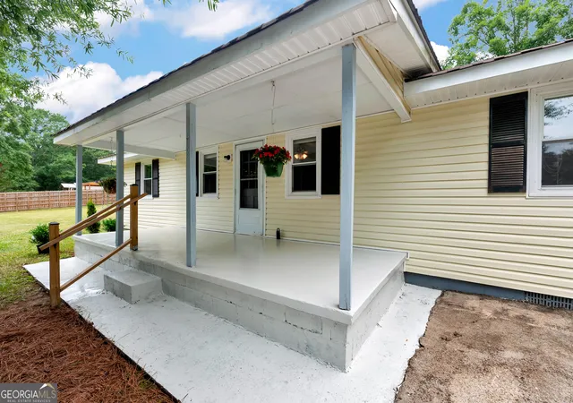 Photo 3 of Single family home for sale at 8358 Hwy 254, Cleveland, GA 30528 | MLS# 10804524 | Listing updated on 2026-10-06