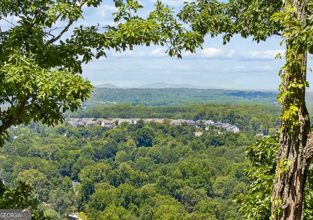 3rd image of 2709 Jamerson Rd, Marietta, GA 30066 | MLS# 10815666
