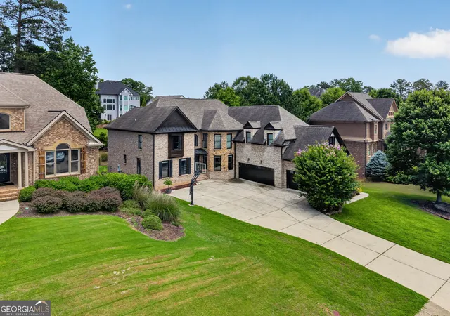 2nd image of 585 Settles Brook Ct, Suwanee, GA 30024 | MLS# 10779186