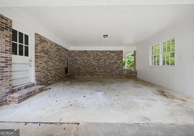 Photo 3 of Single family home for sale at 140 Horseshoe Cir, Athens, GA 30605 | MLS# 10824065 | Listing updated on 2026-08-26
