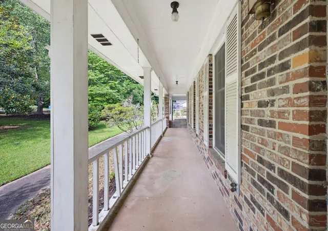 Photo 4 of Single family home for sale at 140 Horseshoe Cir, Athens, GA 30605 | MLS# 10824065 | Listing updated on 2026-08-26