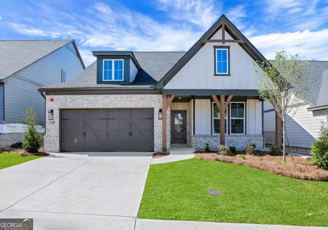 Photo 1 of Single family home for sale at 122 Willowfern Ln, Marietta, GA 30066 | MLS# 10790017 | Listing updated on 2026-08-07