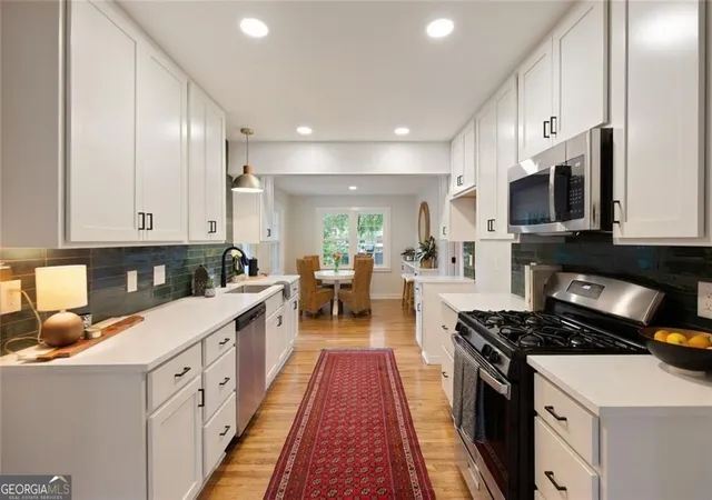 Photo 2 of Sale Pending at 216 Austin Ave Ne, Marietta, GA 30060 | MLS# 10822359 | Listing updated on 2026-09-01