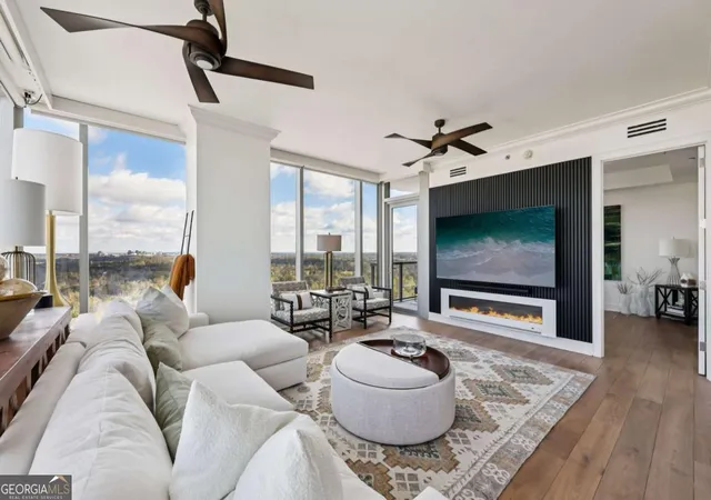 3rd image of 3630 Peachtree Rd Ne #2307, Atlanta, GA 30326 | MLS# 10717233