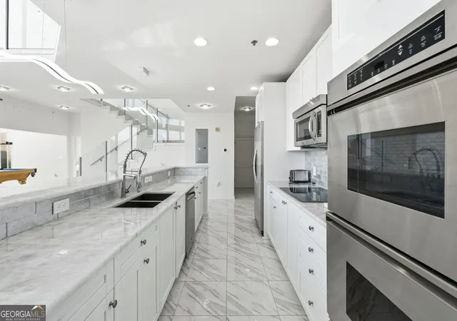 3rd image of 2795 Peachtree Rd Ne #2604, Atlanta, GA 30305 | MLS# 10656644