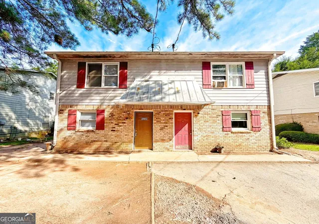 Photo 1 of Townhouse for sale at 935 Six Oaks Cir #B, Norcross, GA 30093 | MLS# 10788137 | Listing updated on 2026-07-23