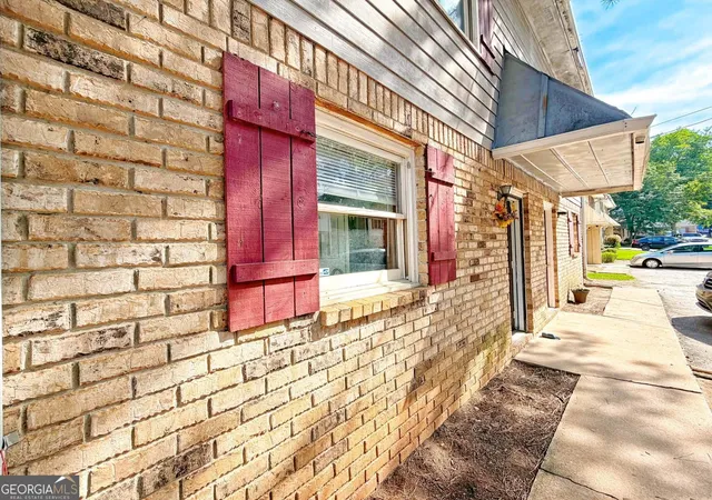 Photo 3 of Townhouse for sale at 935 Six Oaks Cir #B, Norcross, GA 30093 | MLS# 10788137 | Listing updated on 2026-07-23