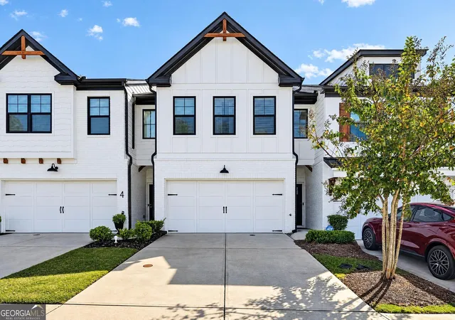 Photo 1 of Townhouse for sale at 8 S Auburn Landing Pl, Auburn, GA 30011 | MLS# 10879956 | Listing updated on 2026-10-27