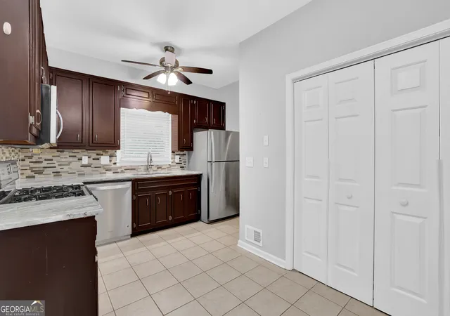 Photo 3 of Townhouse for sale at 1449 Cambridge Comn, Decatur, GA 30033 | MLS# 10775481 | Listing updated on 2026-10-04