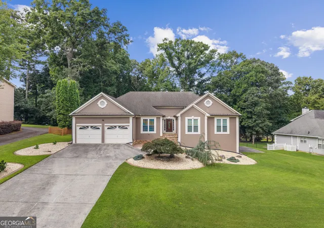 2nd image of 6023 Wyndham Woods Dr, Powder Springs, GA 30127 | MLS# 10822028