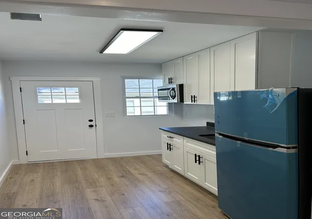 2nd image of 441 Holderness St Sw, Atlanta, GA 30310 | MLS# 10756892