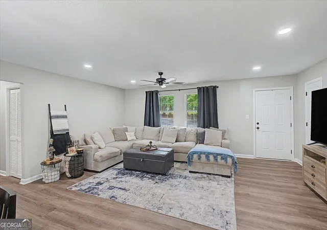 Photo 4 of Single family home for sale at 1971 Euharlee Rd, Kingston, GA 30145 | MLS# 10806286 | Listing updated on 2026-09-04