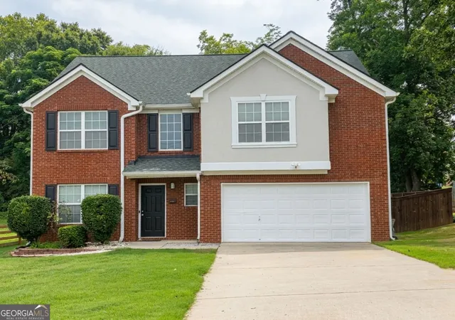 Photo 1 of Sale Pending at 3102 Jonesboro St, Ellenwood, GA 30294 | MLS# 10827161 | Listing updated on 2026-08-27