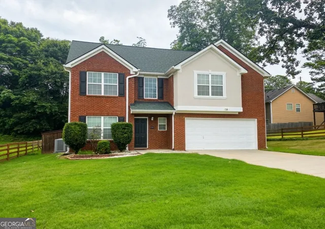 Photo 2 of Sale Pending at 3102 Jonesboro St, Ellenwood, GA 30294 | MLS# 10827161 | Listing updated on 2026-08-27