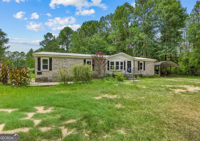 Homes for sale in Ludowici, GA | 302 Hardee Rd Ne, Ludowici, GA 31316 | MLS# 10784094