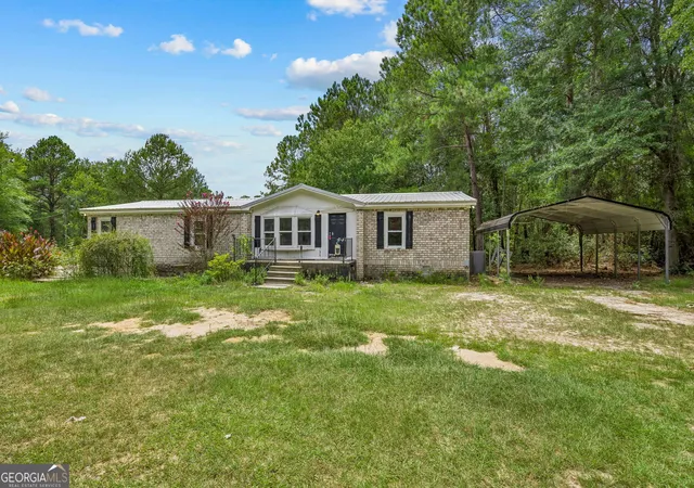Homes for sale in Ludowici, GA | 302 Hardee Rd Ne, Ludowici, GA 31316 | MLS# 10784094