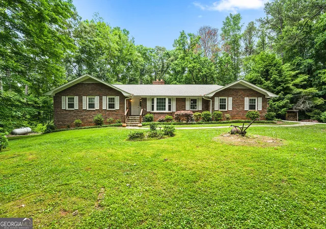 Homes for sale in Powder Springs, GA | 2690 Hideaway Hills Ln Sw, Powder Springs, GA 30127 | MLS# 10565069