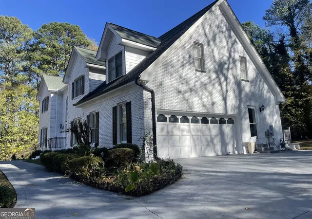 3rd image of 4748 Sw Arcado Rd Sw, Lilburn, GA 30047 | MLS# 10793548