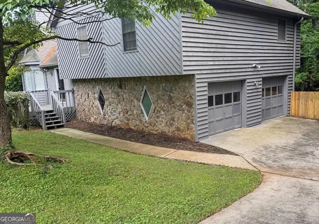 3rd image of 105 Arbour Run, Suwanee, GA 30024 | MLS# 10790293