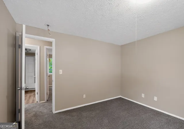 5th image of 2075 Countydown Ln, Stone Mountain, GA 30088 | MLS# 10755865