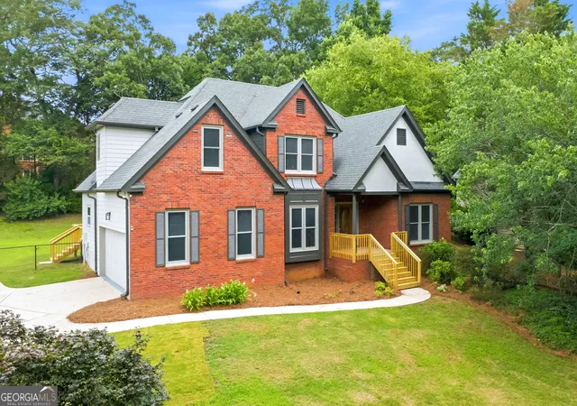 1st image of 3580 Chartwell Blvd, Suwanee, GA 30024 | MLS# 10790631