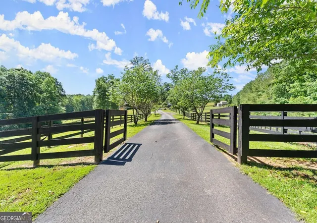 2nd image of 149 Ratcliff Dr, Dawsonville, GA 30534 | MLS# 10817386