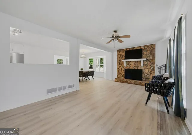 Photo 2 of Single family home for sale at 200 Huntcliff Ct, Fayetteville, GA 30214 | MLS# 10766308 | Listing updated on 2026-09-06