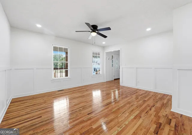 Photo 4 of Single family home for sale at 3022 Meadowsweet Trl, Snellville, GA 30078 | MLS# 10830050 | Listing updated on 2026-10-09