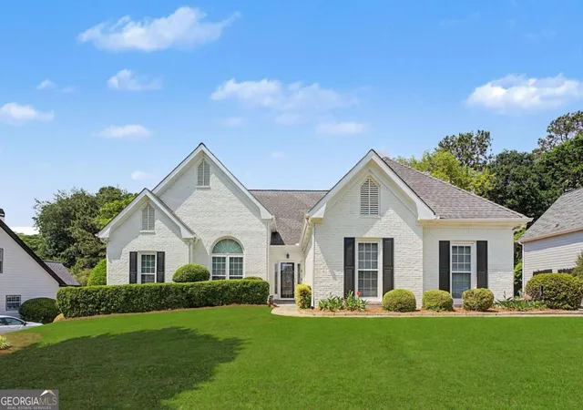 Photo 3 of Single family home for sale at 4045 Cherry Ridge Walk, Suwanee, GA 30024 | MLS# 10767677 | Listing updated on 2026-07-27