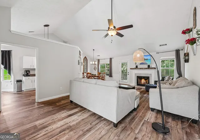 Photo 3 of Single family home for sale at 4672 Devencrest Ln, Buford, GA 30519 | MLS# 10834927 | Listing updated on 2026-09-11