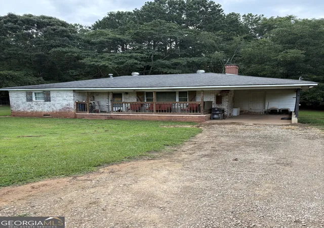 1st image of 3978 Bartley Rd, West Point, GA 31833 | MLS# 10805665