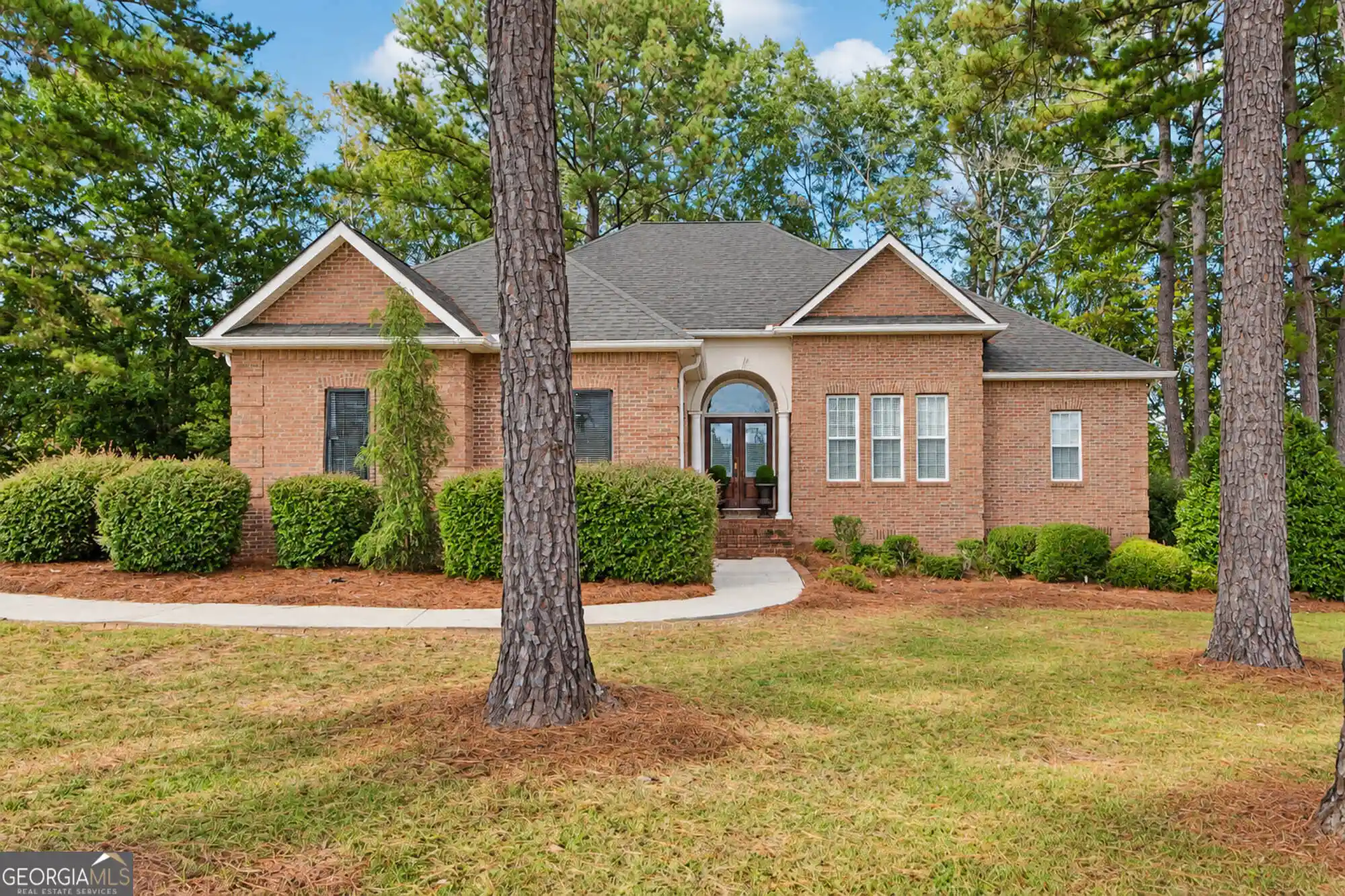 Photo 1 of Single family home for sale at 4 Oak Dr, Hawkinsville, GA 31036 | MLS# 10870758 | Listing updated on 2026-10-24