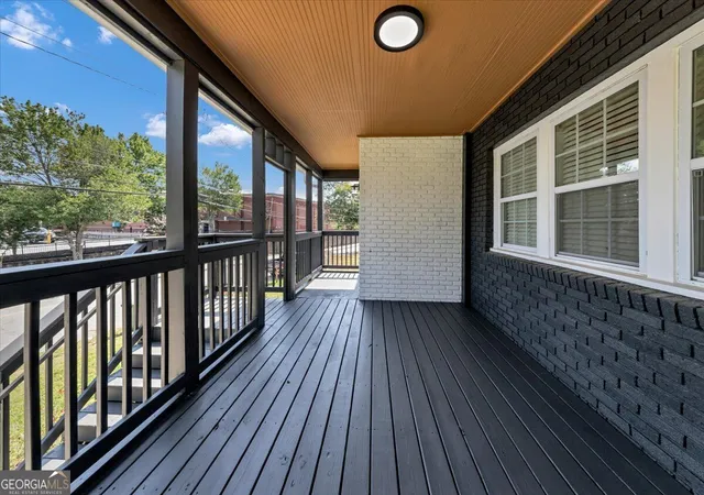 Photo 3 of Single family home for sale at 1420 Donnelly Ave Sw, Atlanta, GA 30310 | MLS# 10834443 | Listing updated on 2026-09-10
