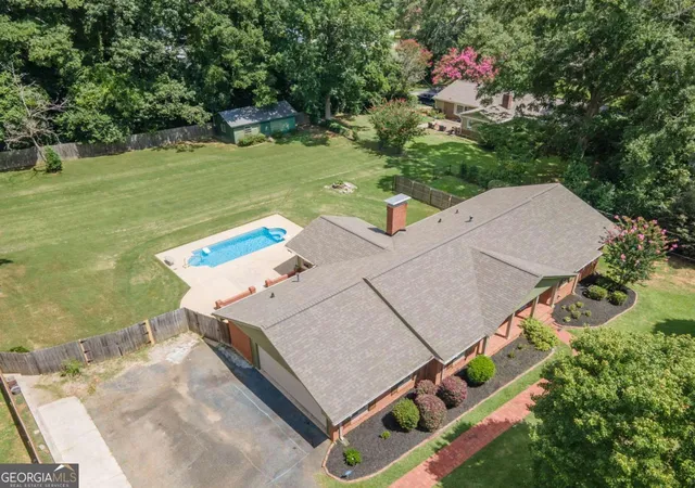 1st image of 650 Azalea Dr, Lagrange, GA 30240 | MLS# 10820966