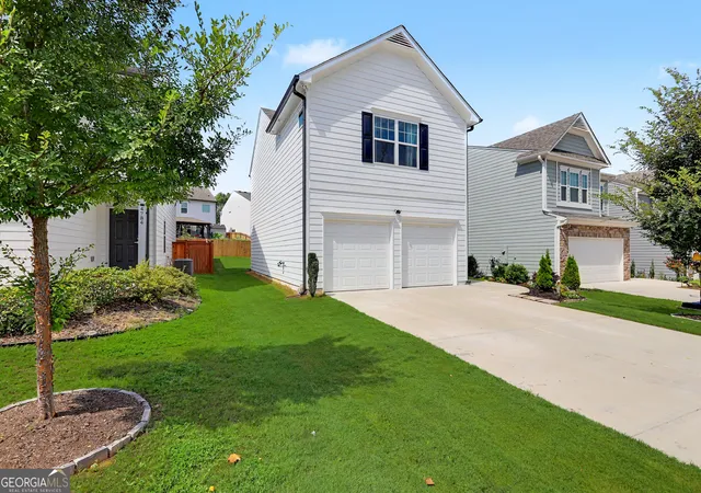 Photo 2 of Single family home for sale at 4780 Ridge Valley Dr, Gainesville, GA 30504 | MLS# 10830851 | Listing updated on 2026-09-04