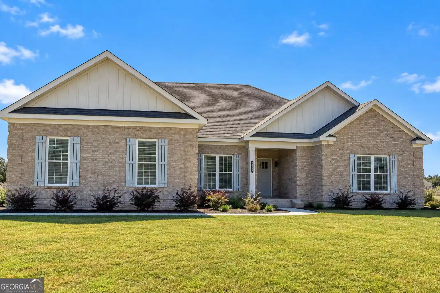 Single family home for sale at 122 Pin Oak Ln, Statesboro, GA 30458 | MLS# 10878748 | Listing updated on 2026-10-24