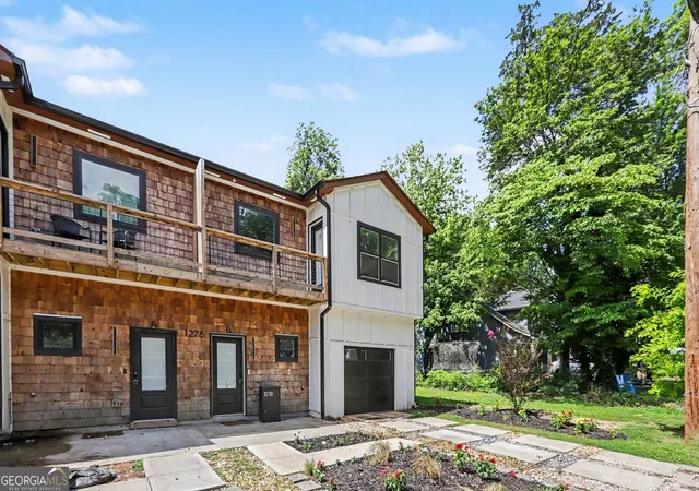Photo 3 of Townhouse for sale at 1278 Plaza Ave SW #B, Atlanta, GA 30310 | MLS# 10794391 | Listing updated on 2026-08-02