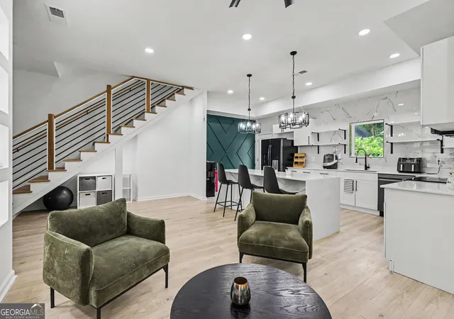 Photo 4 of Townhouse for sale at 1278 Plaza Ave SW #B, Atlanta, GA 30310 | MLS# 10794391 | Listing updated on 2026-08-02