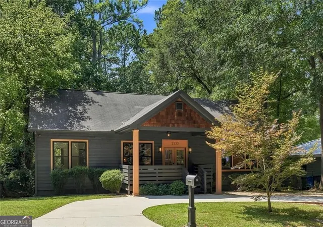Photo 2 of Single family home for sale at 2222 Spink St Nw, Atlanta, GA 30318 | MLS# 10832001 | Listing updated on 2026-09-11