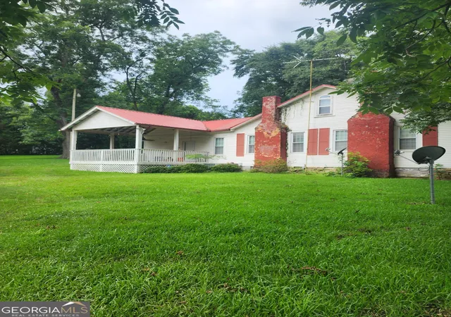 Homes for sale in Barnesville, GA | 410 Zebulon St, Barnesville, GA 30204 | MLS# 10792946