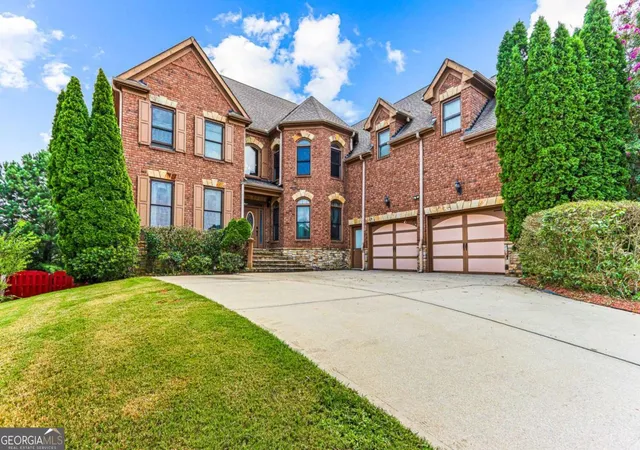 2nd image of 2650 Moon Chase Ln, Buford, GA 30519 | MLS# 10817849