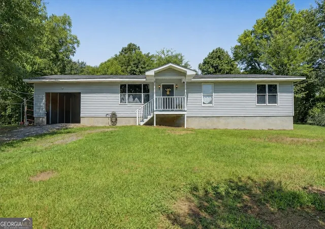Photo 1 of Single family home for sale at 3 Hammond Dr Sw, Plainville, GA 30733 | MLS# 10811994 | Listing updated on 2026-09-14