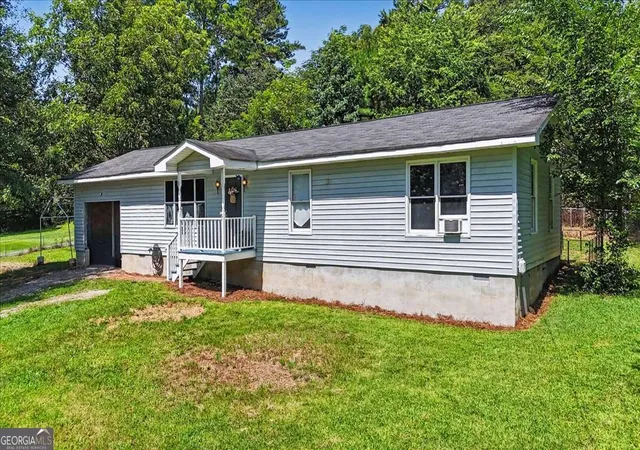 2nd image of 3 Hammond Dr Sw, Plainville, GA 30733 | MLS# 10811994