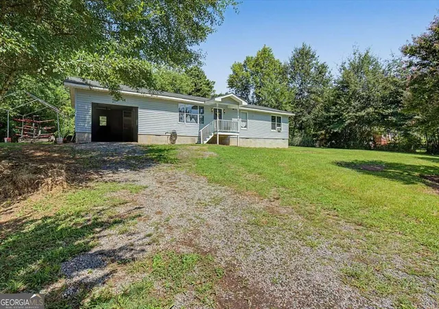 3rd image of 3 Hammond Dr Sw, Plainville, GA 30733 | MLS# 10811994