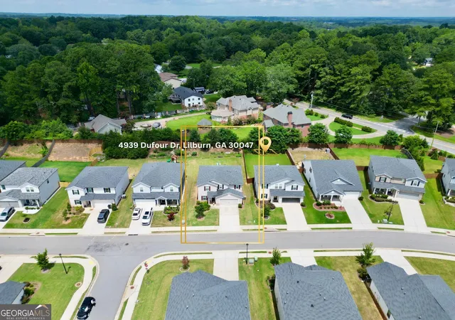 Photo 3 of Single family home for sale at 4939 Dufour Dr, Lilburn, GA 30047 | MLS# 10824317 | Listing updated on 2026-10-10