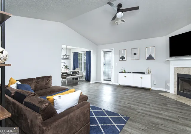 Photo 4 of Single family home for sale at 660 Morrow Rd, Forest Park, GA 30297 | MLS# 10814947 | Listing updated on 2026-09-06